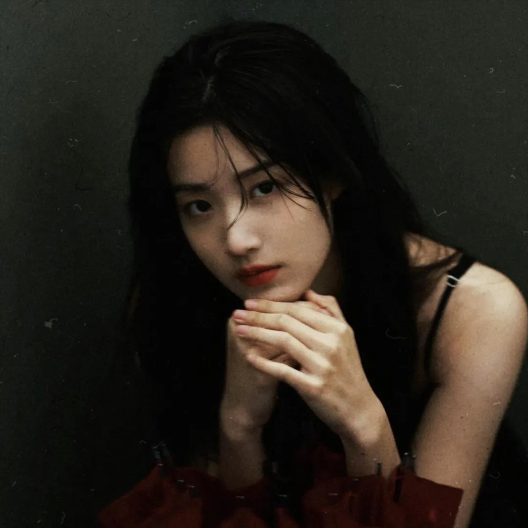 谁看见她死去？