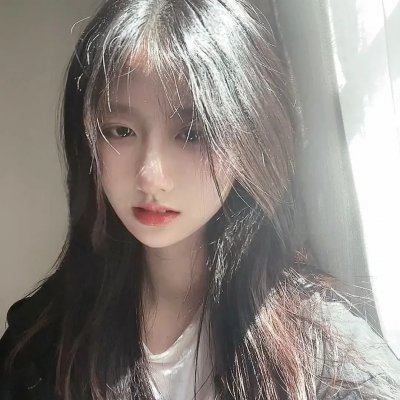 皇后低头看看朕